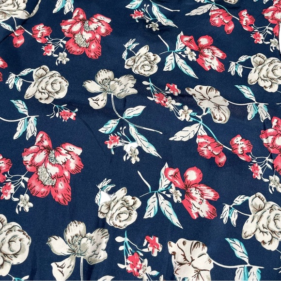 Indera size medium blue floral silky bomber jacket zip pockets thin material EUC - Picture 9 of 12